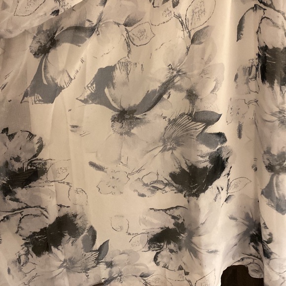 White & black printed mini dress - Picture 5 of 5